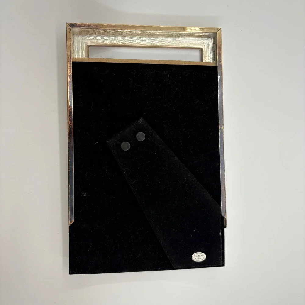 Vintage Brass‎ Photo Frame 5x8 Herringbone Arrow Textured Pattern Dark Patina